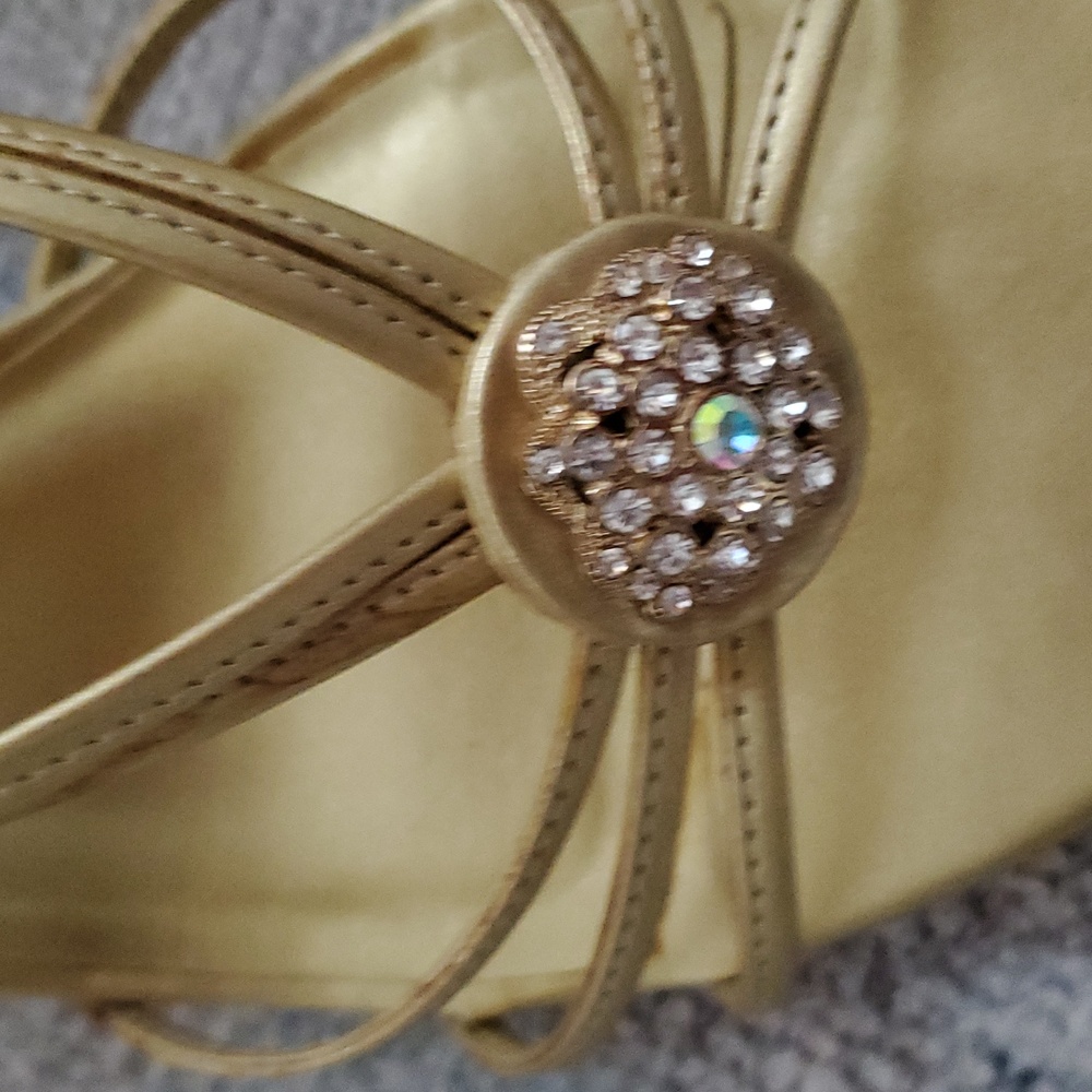 Impo Gold Strappy Rhinestone Sandal Heels Sz7 - Picture 4 of 9